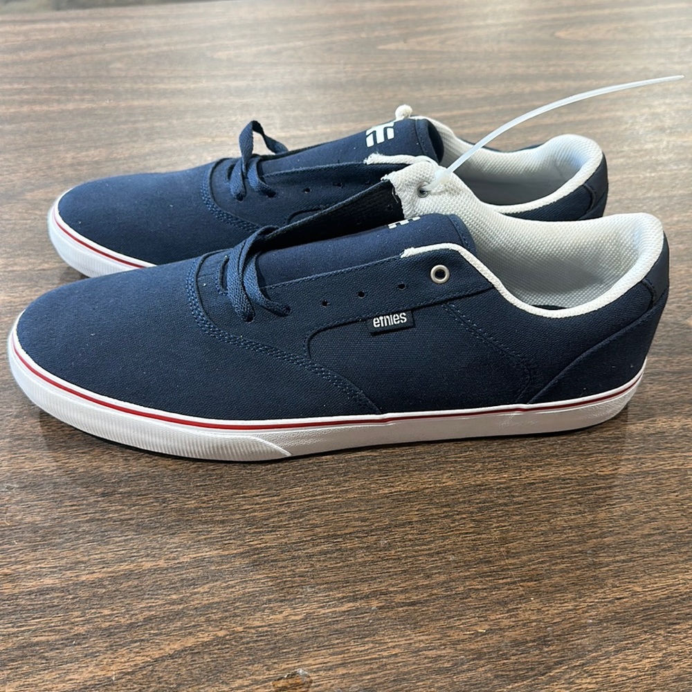 Etnies Blitz men’s size 14